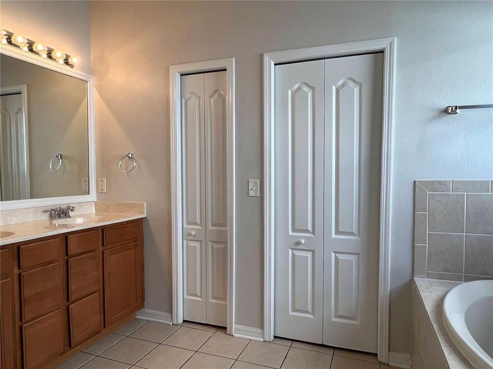 For Sale: $505,000 (4 beds, 3 baths, 2226 Square Feet)