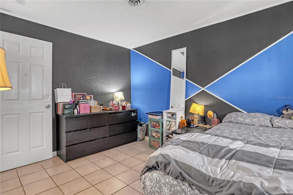 待售: $340,000 (3 贝兹, 2 浴室, 1244 平方英尺)