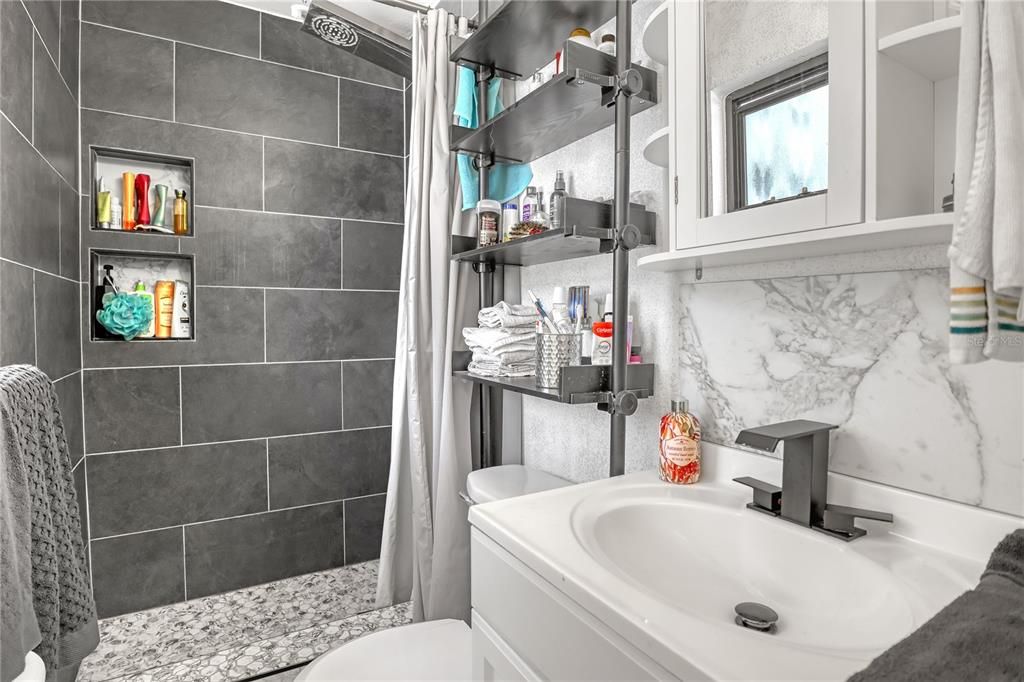 待售: $340,000 (3 贝兹, 2 浴室, 1244 平方英尺)