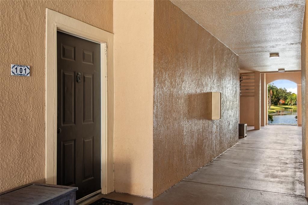 For Rent: $1,800 (2 beds, 2 baths, 1205 Square Feet)