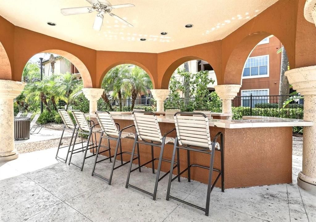 For Rent: $1,800 (2 beds, 2 baths, 1205 Square Feet)