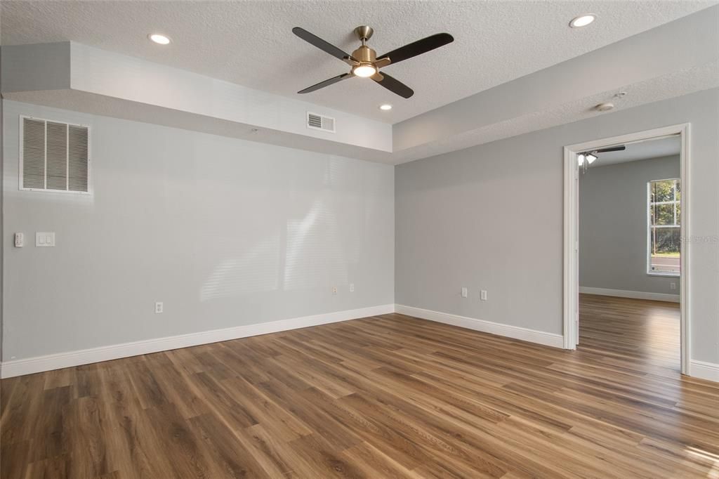 For Rent: $1,800 (2 beds, 2 baths, 1205 Square Feet)