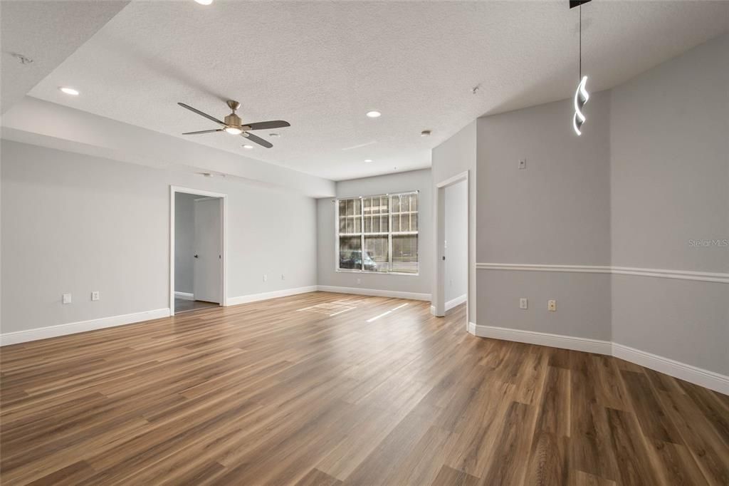 For Rent: $1,800 (2 beds, 2 baths, 1205 Square Feet)