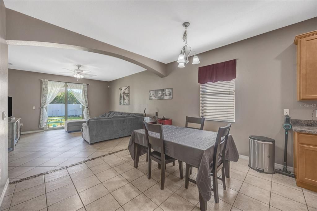 Active With Contract: $395,000 (4 beds, 2 baths, 2093 Square Feet)