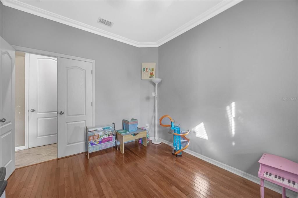 Active With Contract: $395,000 (4 beds, 2 baths, 2093 Square Feet)