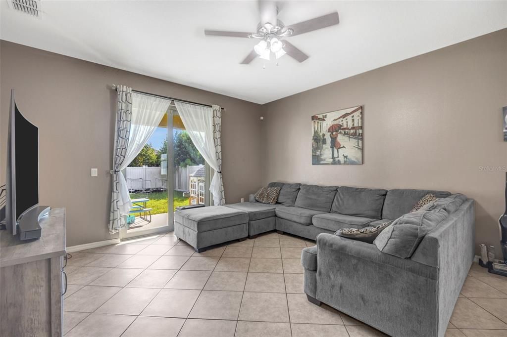 Active With Contract: $395,000 (4 beds, 2 baths, 2093 Square Feet)