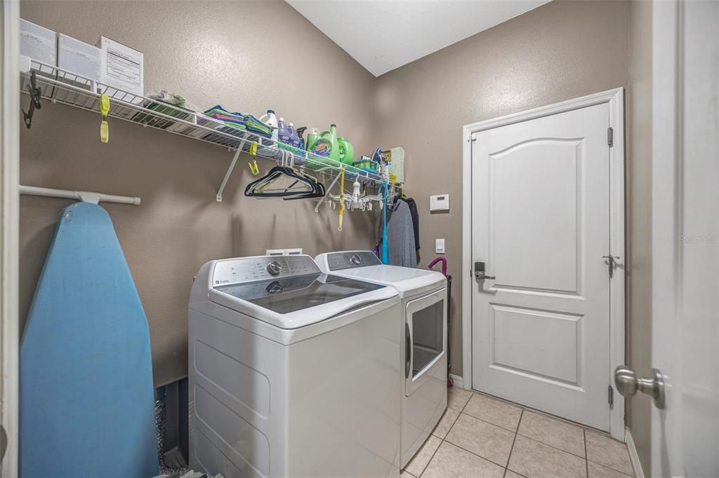 Active With Contract: $395,000 (4 beds, 2 baths, 2093 Square Feet)