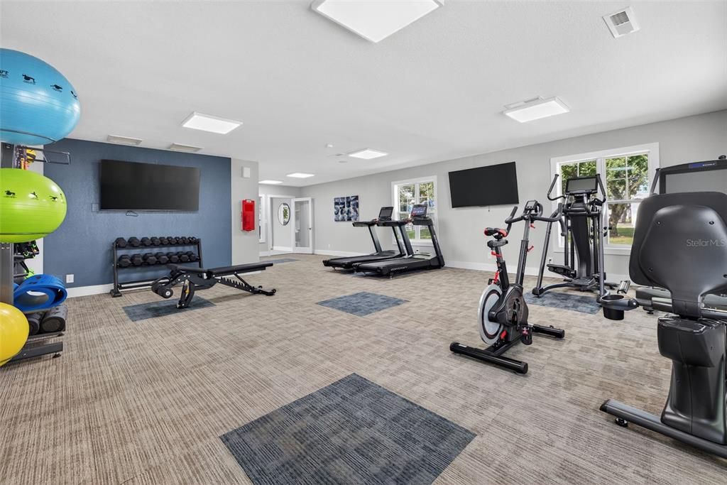 For Rent: $1,768 (2 beds, 1 baths, 786 Square Feet)