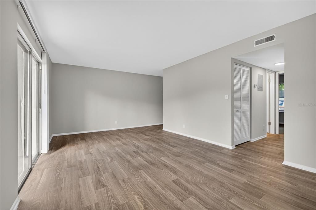 For Rent: $1,768 (2 beds, 1 baths, 786 Square Feet)