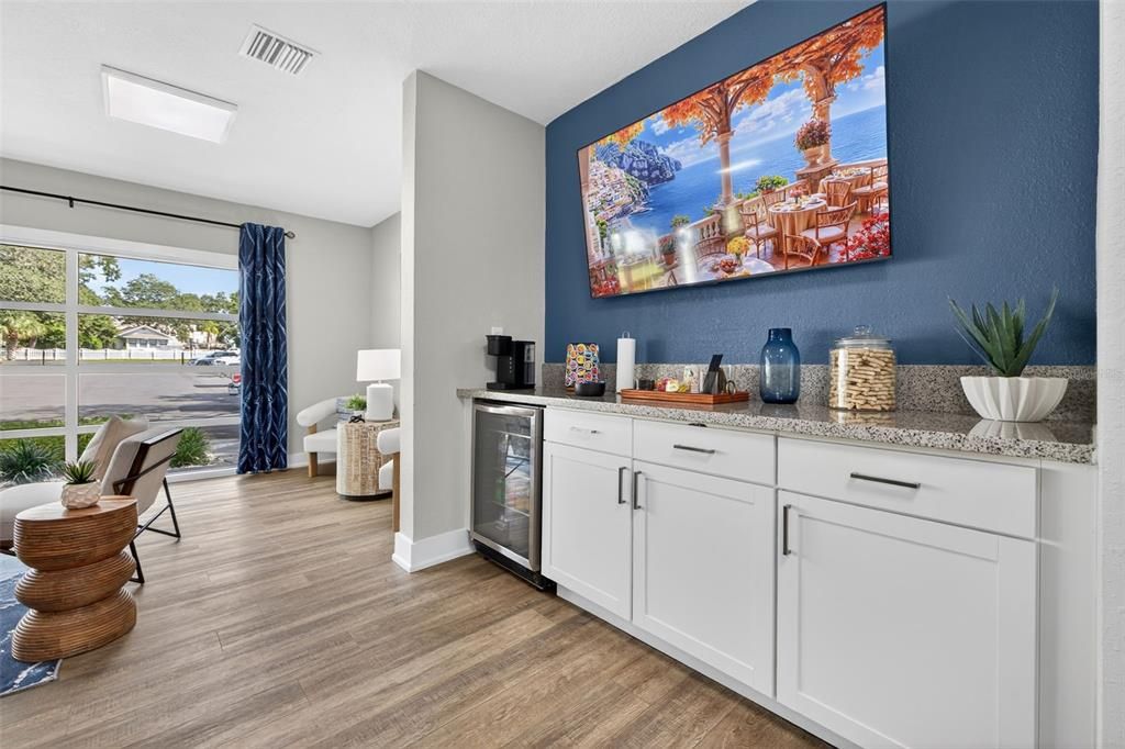 For Rent: $1,768 (2 beds, 1 baths, 786 Square Feet)