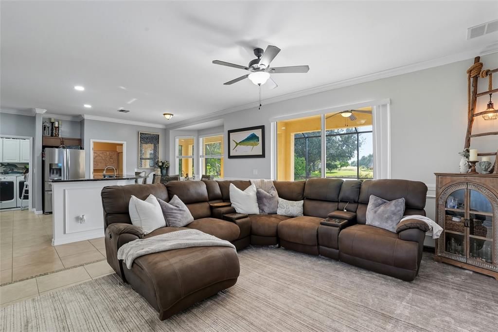 For Sale: $410,000 (4 beds, 3 baths, 2745 Square Feet)