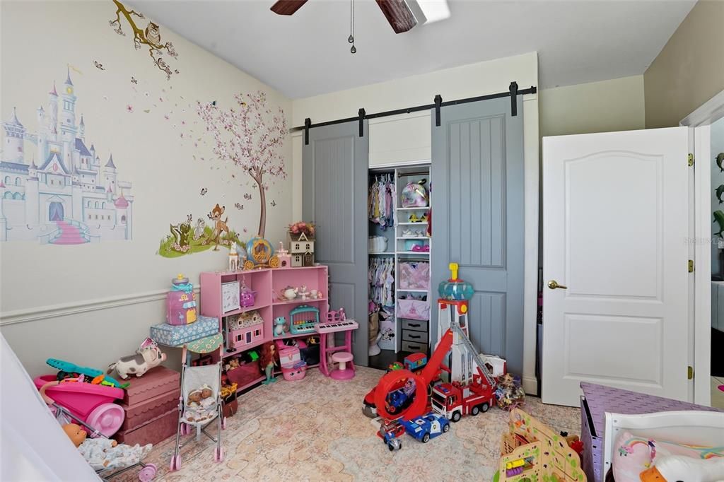 For Sale: $410,000 (4 beds, 3 baths, 2745 Square Feet)