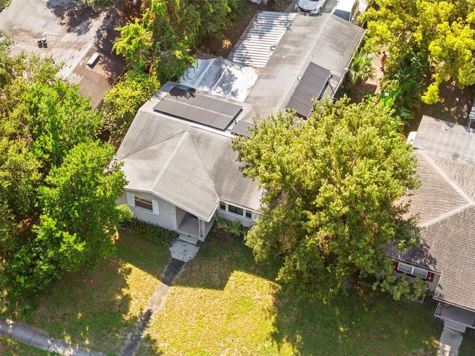 合同活跃: $299,999 (3 贝兹, 2 浴室, 1300 平方英尺)