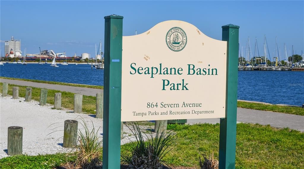 For Sale: $5,500,000 (5 beds, 6 baths, 6536 Square Feet)