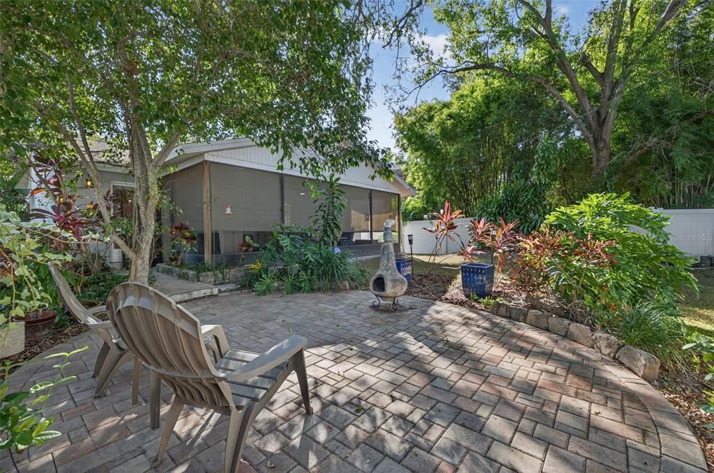 待售: $375,000 (2 贝兹, 2 浴室, 1018 平方英尺)