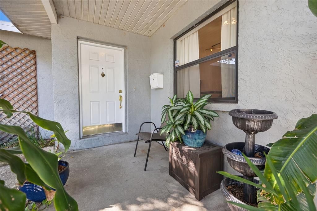 待售: $375,000 (2 贝兹, 2 浴室, 1018 平方英尺)