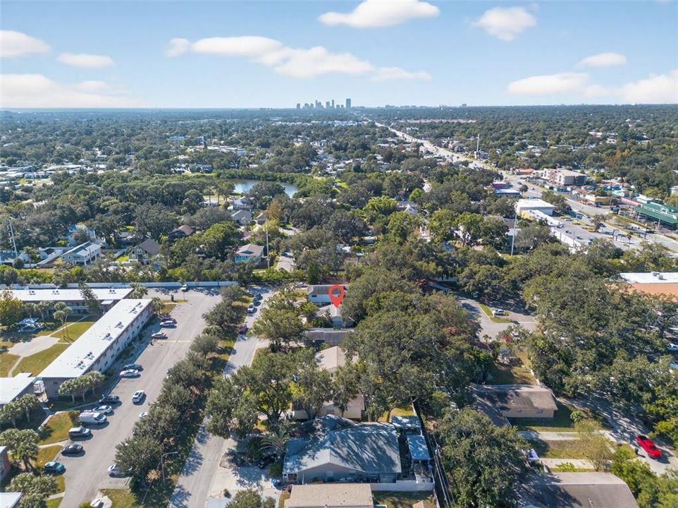 待售: $375,000 (2 贝兹, 2 浴室, 1018 平方英尺)