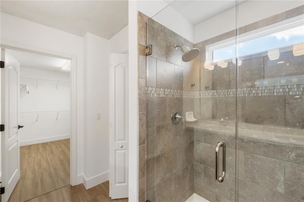 For Sale: $695,000 (4 beds, 2 baths, 2490 Square Feet)