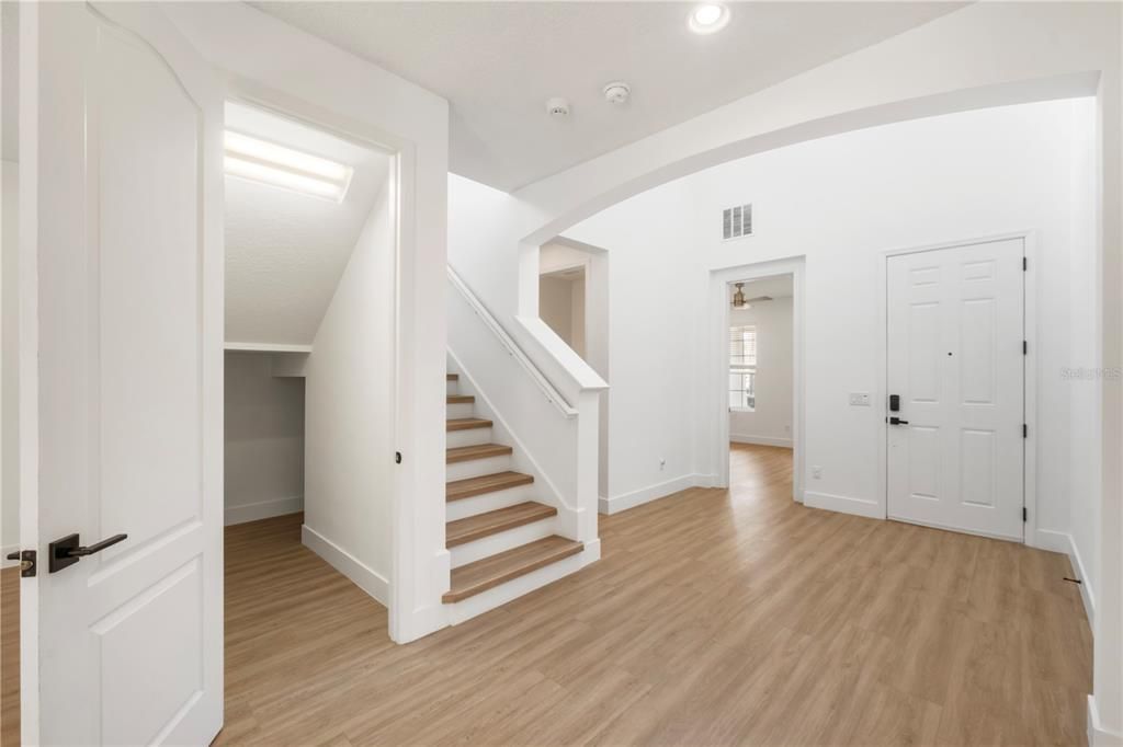 For Sale: $695,000 (4 beds, 2 baths, 2490 Square Feet)