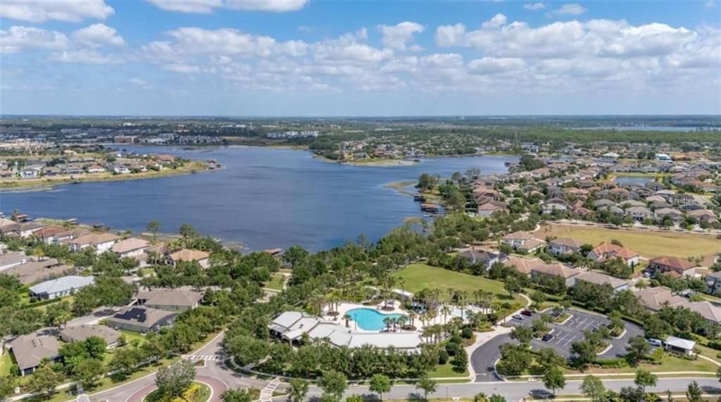 For Sale: $695,000 (4 beds, 2 baths, 2490 Square Feet)