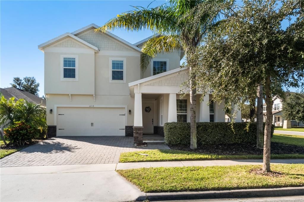 For Sale: $695,000 (4 beds, 2 baths, 2490 Square Feet)