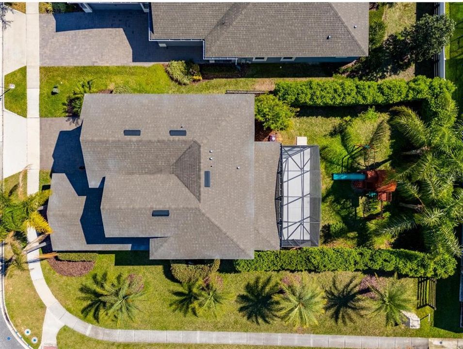 For Sale: $695,000 (4 beds, 2 baths, 2490 Square Feet)