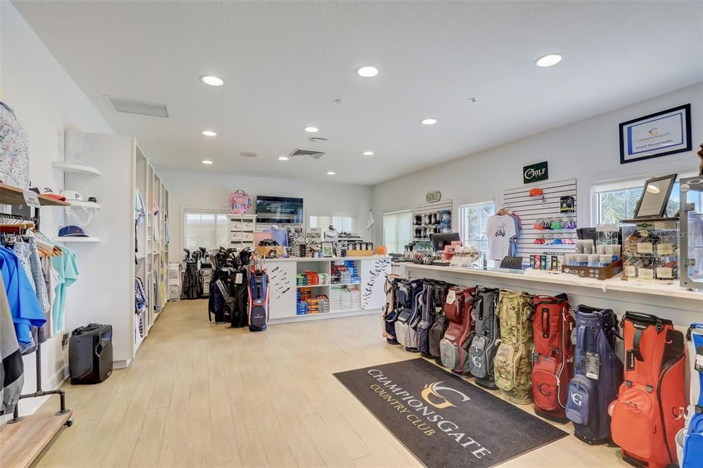 Active With Contract: $595,000 (3 beds, 3 baths, 2571 Square Feet)