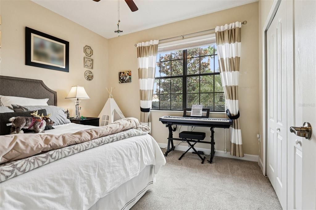 Active With Contract: $595,000 (3 beds, 3 baths, 2571 Square Feet)