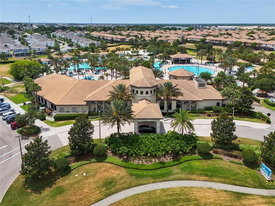 Active With Contract: $595,000 (3 beds, 3 baths, 2571 Square Feet)