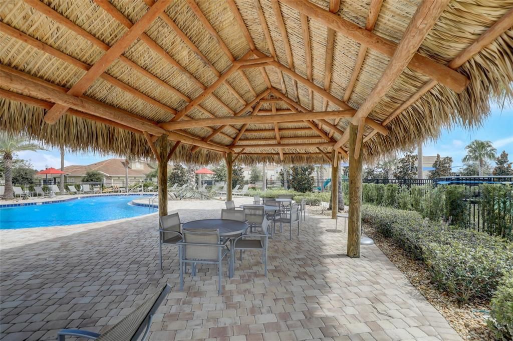 Active With Contract: $595,000 (3 beds, 3 baths, 2571 Square Feet)