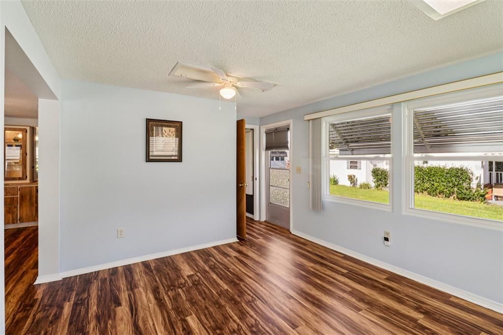 En Venta: $225,000 (3 camas, 2 baños, 1530 Pies cuadrados)