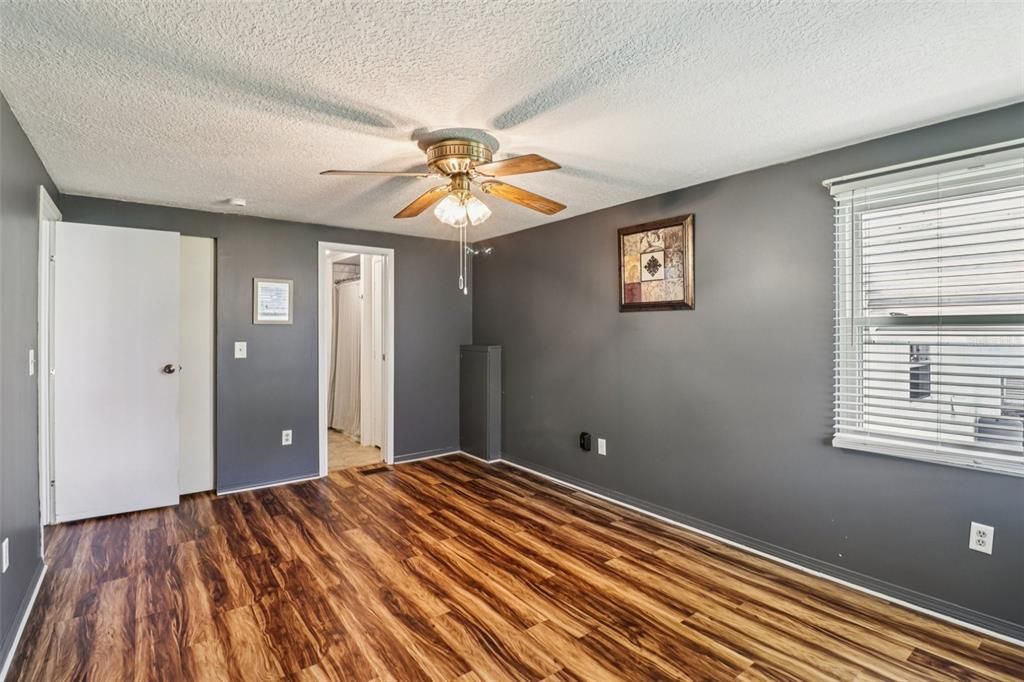 En Venta: $225,000 (3 camas, 2 baños, 1530 Pies cuadrados)