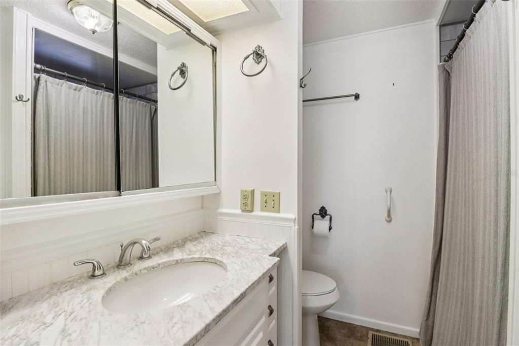 En Venta: $225,000 (3 camas, 2 baños, 1530 Pies cuadrados)