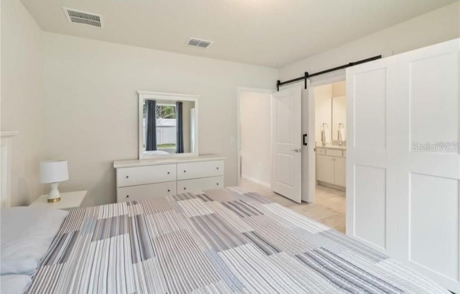 For Sale: $440,800 (4 beds, 2 baths, 1580 Square Feet)