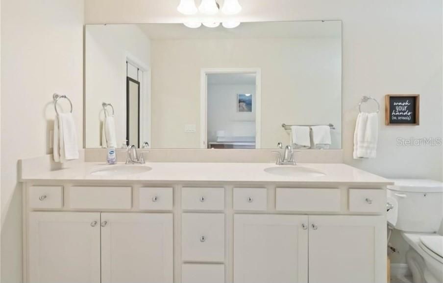 For Sale: $440,800 (4 beds, 2 baths, 1580 Square Feet)