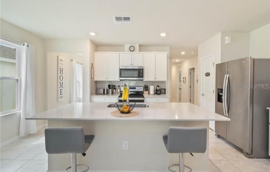 For Sale: $440,800 (4 beds, 2 baths, 1580 Square Feet)