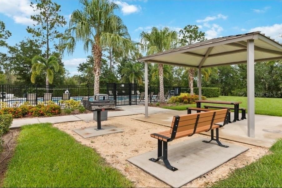 For Sale: $440,800 (4 beds, 2 baths, 1580 Square Feet)