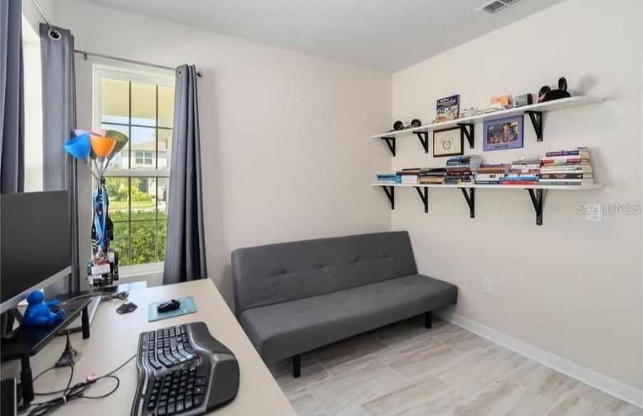 For Sale: $440,800 (4 beds, 2 baths, 1580 Square Feet)