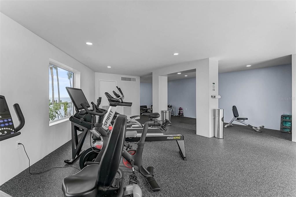 Activo con contrato: $849,000 (2 camas, 2 baños, 1555 Pies cuadrados)