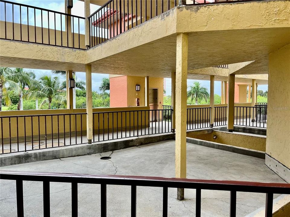 For Rent: $5,250 (3 beds, 2 baths, 2069 Square Feet)