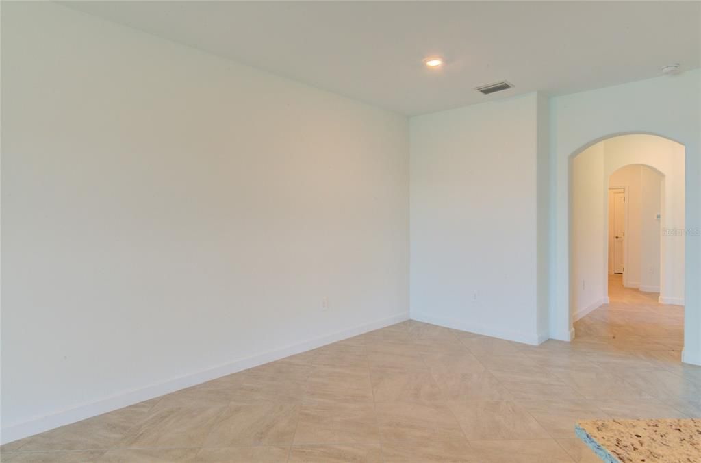 For Rent: $2,750 (3 beds, 2 baths, 1564 Square Feet)