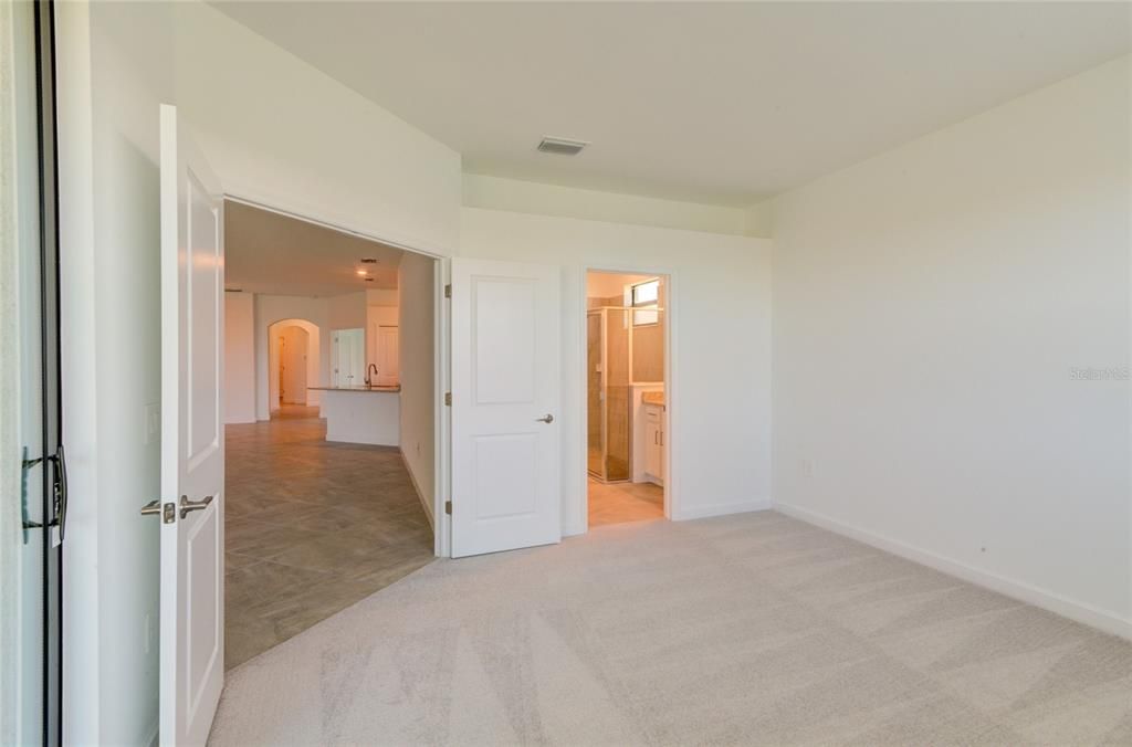 For Rent: $2,750 (3 beds, 2 baths, 1564 Square Feet)