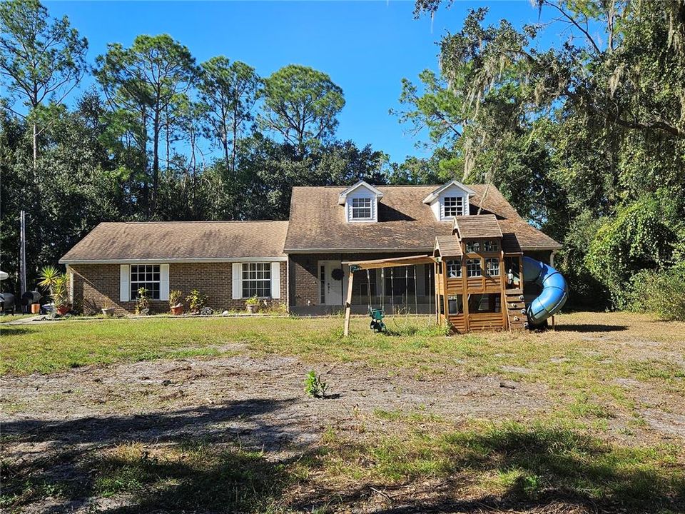 待售: $999,900 (3 贝兹, 2 浴室, 2600 平方英尺)