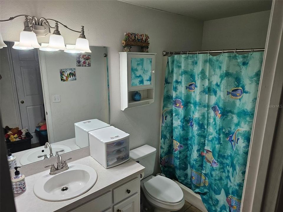 待售: $999,900 (3 贝兹, 2 浴室, 2600 平方英尺)