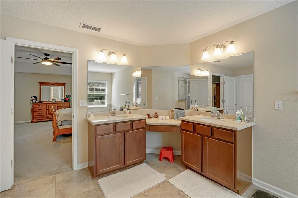 待售: $499,900 (5 贝兹, 3 浴室, 3079 平方英尺)