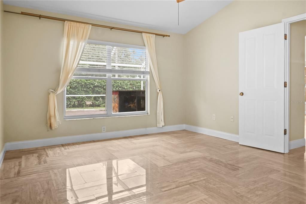 На продажу: $649,900 (4 спален, 2 ванн, 2130 Квадратных фут)