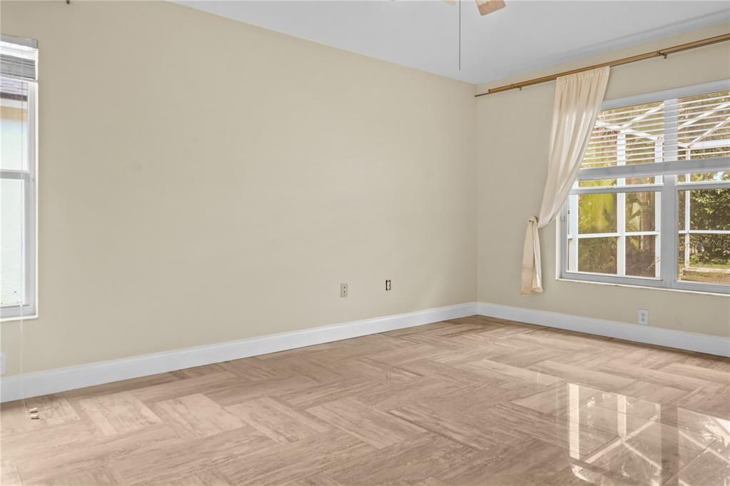 На продажу: $649,900 (4 спален, 2 ванн, 2130 Квадратных фут)