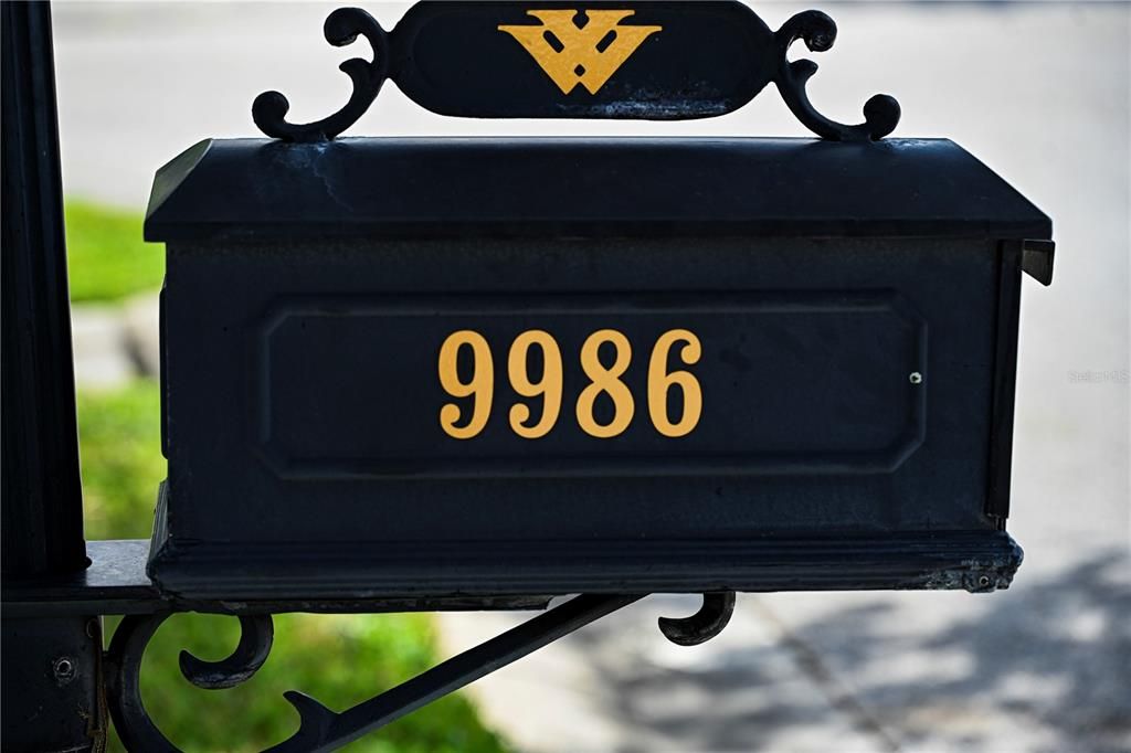 На продажу: $649,900 (4 спален, 2 ванн, 2130 Квадратных фут)