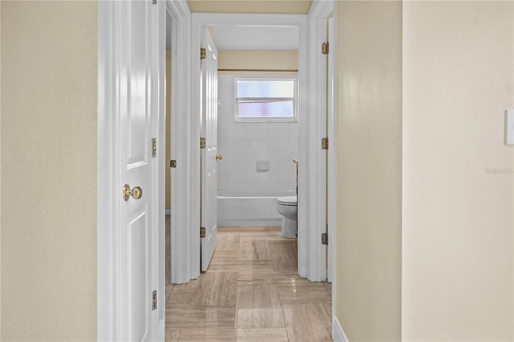 На продажу: $649,900 (4 спален, 2 ванн, 2130 Квадратных фут)