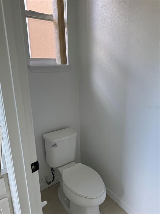 For Rent: $2,600 (4 beds, 2 baths, 1941 Square Feet)